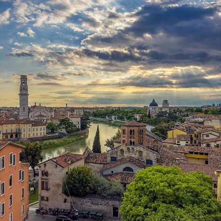 Relais Colle San Pietro Bed & Breakfast Verona Exterior photo