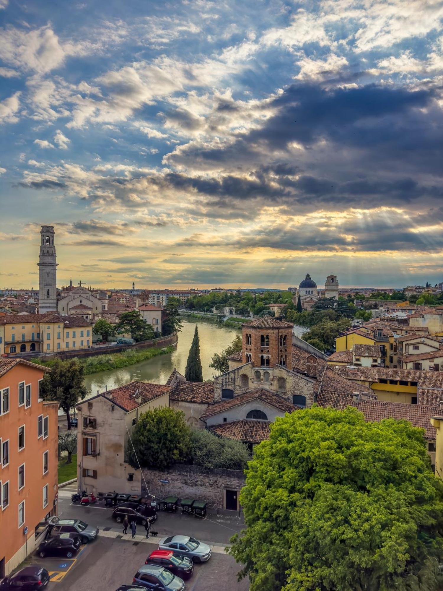 Relais Colle San Pietro Bed & Breakfast Verona Exterior photo